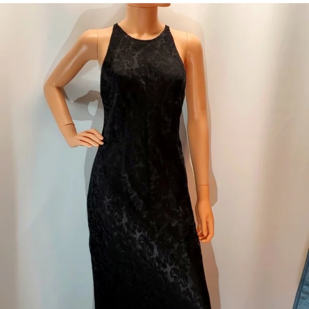 Sara Campbell Black Embroidered Midi Dress. Sexy Little Black Dress. Size 2